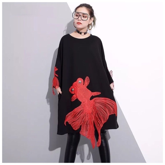Dresses & Skirts - Black Bold Fish Appliqué Tunic Dress